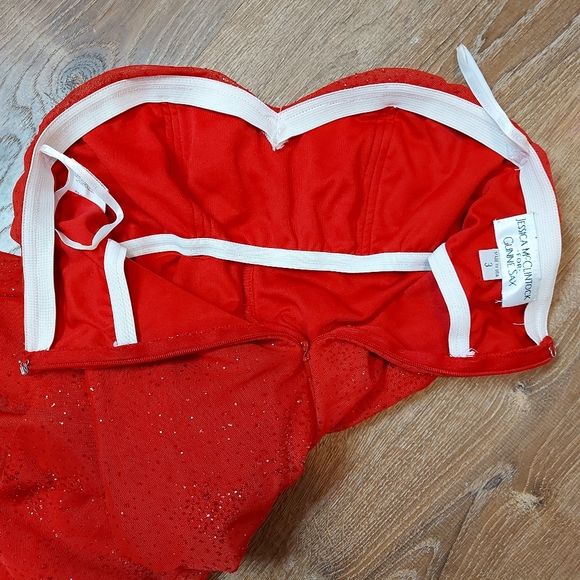 Jessica Rabbit Costume - Picture 5 of 8